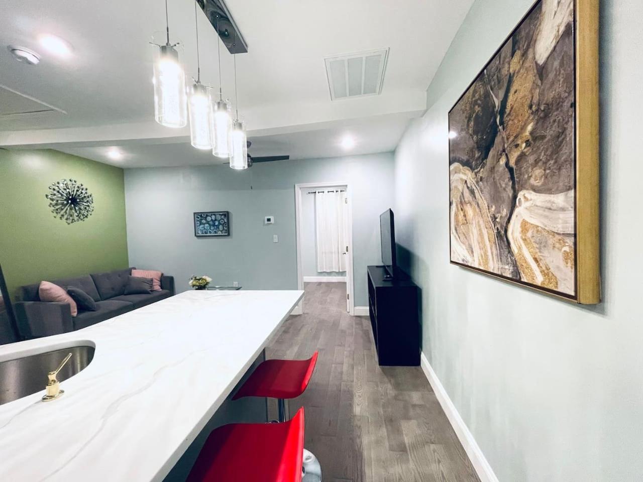 Rittenhouse Square Nearby Kimmel Center 1bd Apartment